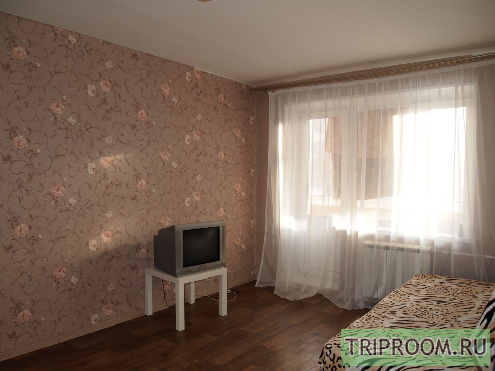 1-комнатная квартира посуточно (вариант № 71753), ул. Комсомольский проспект, фото № 9
