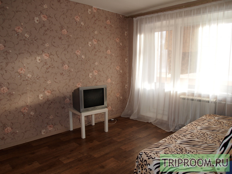 1-комнатная квартира посуточно (вариант № 71753), ул. Комсомольский проспект, фото № 8