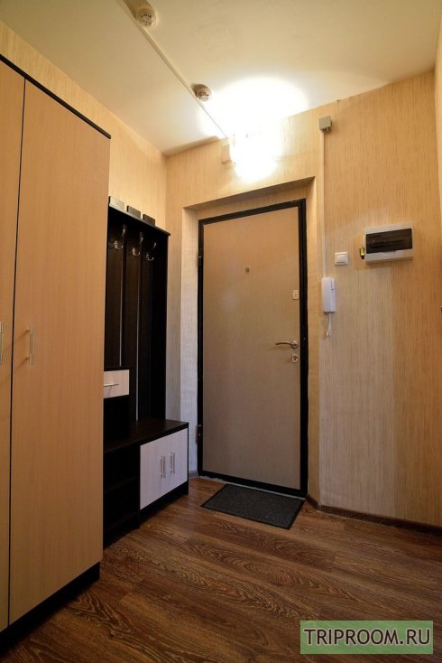 1-комнатная квартира посуточно (вариант № 38803), ул. Братьев Кашириных улица, фото № 11